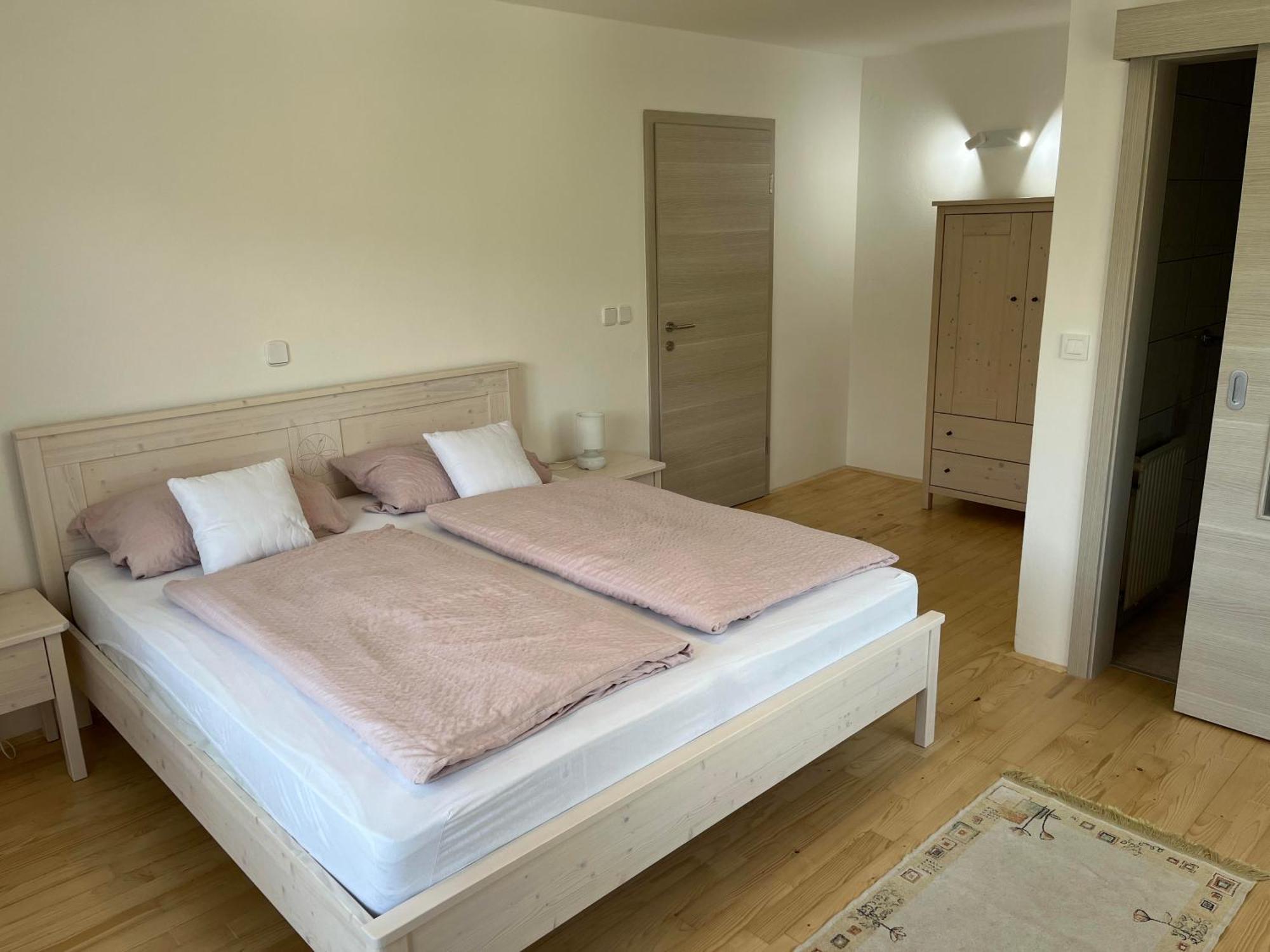 Rooms Hrominc Bled Bagian luar foto